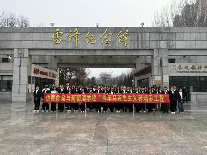 63bbf585b7b50dfccaf4bfa0928c37a