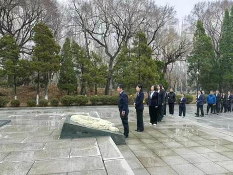 cfe93c49ced9296e3fc182f48e85eef